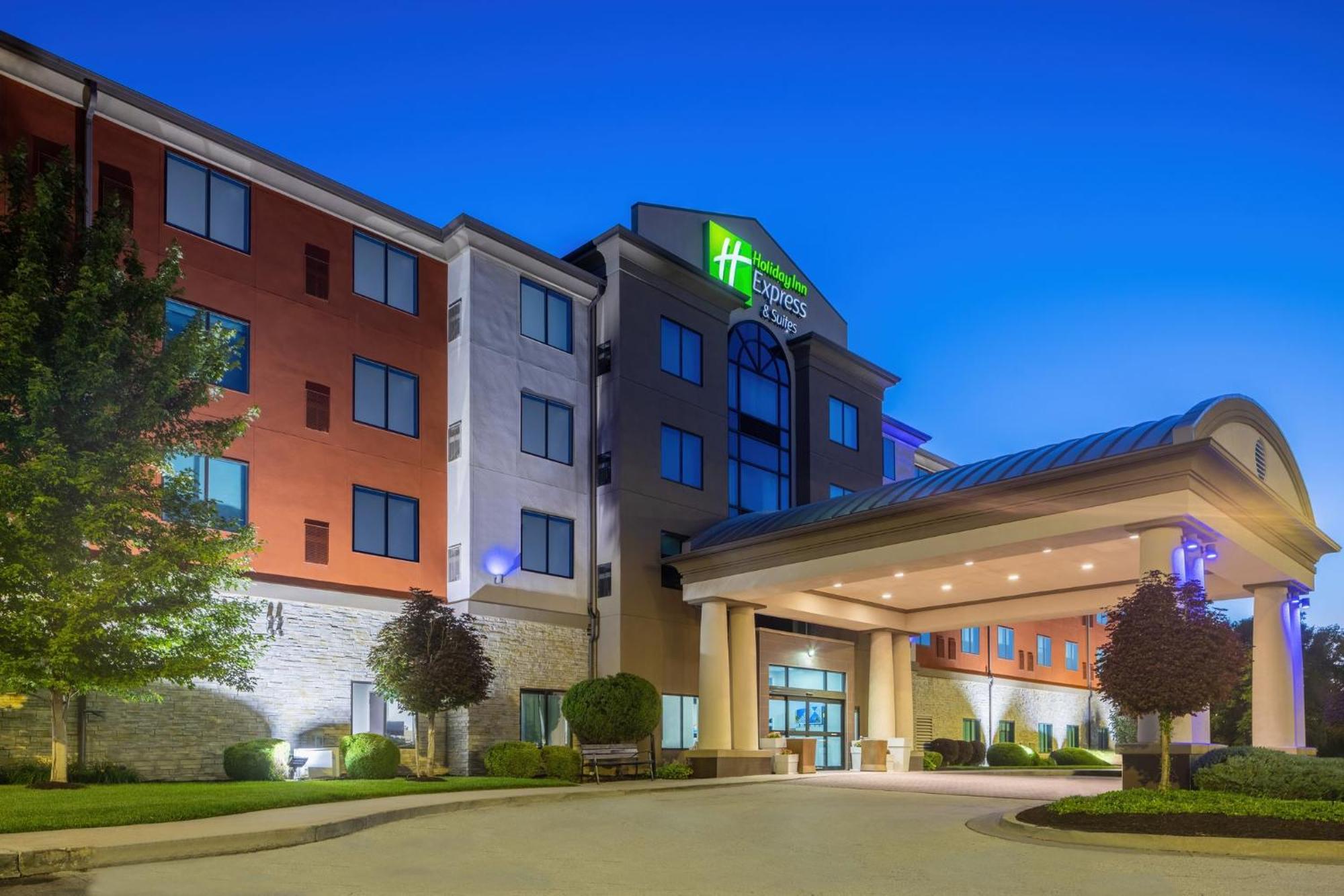 Holiday Inn Express & Suites Kansas City Airport By Ihg Exterior photo